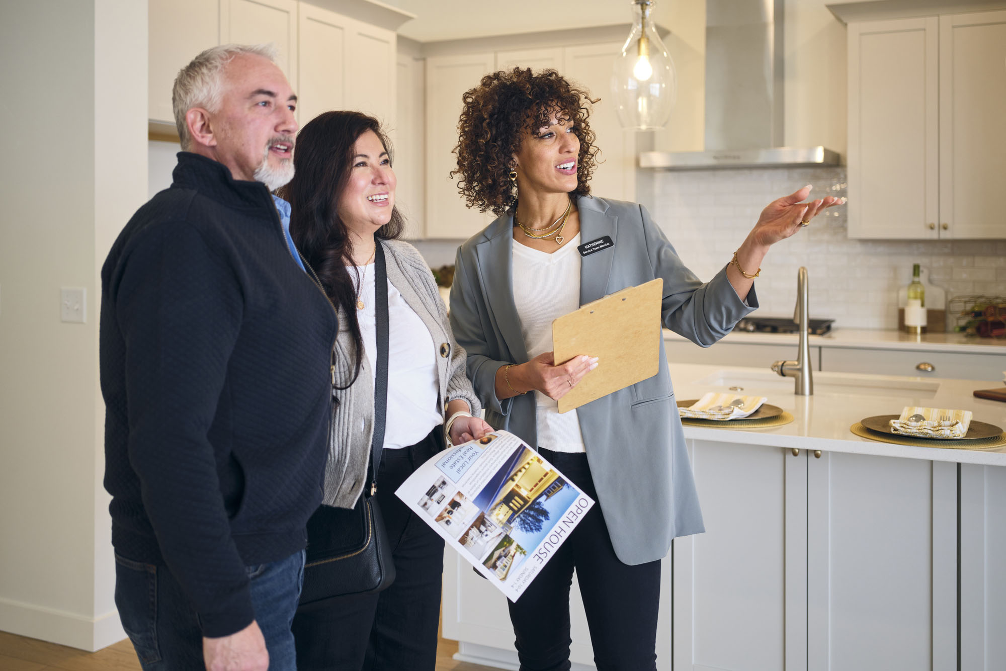 How to Become a Real Estate Agent Specializing in New Homes