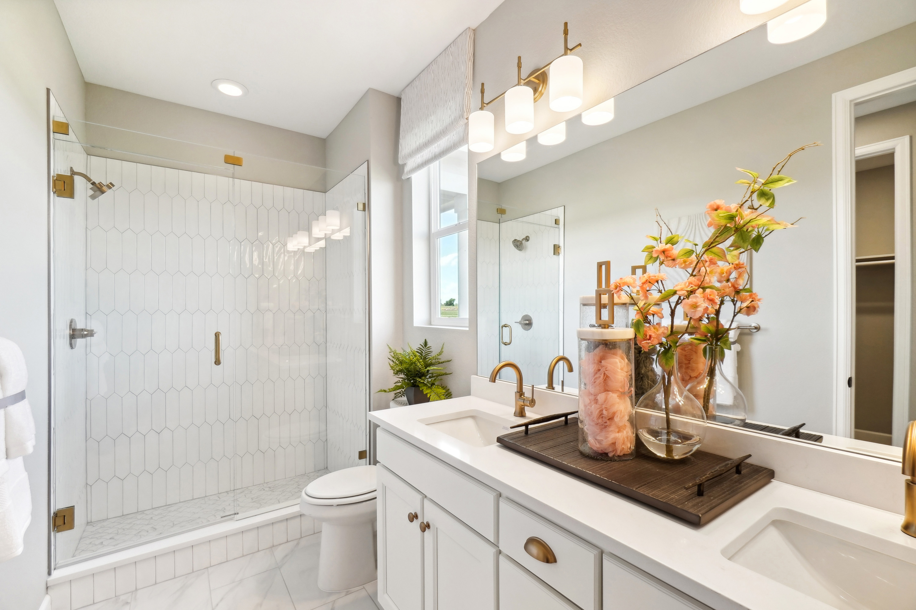 Bathroom of the Alexandrite Plan