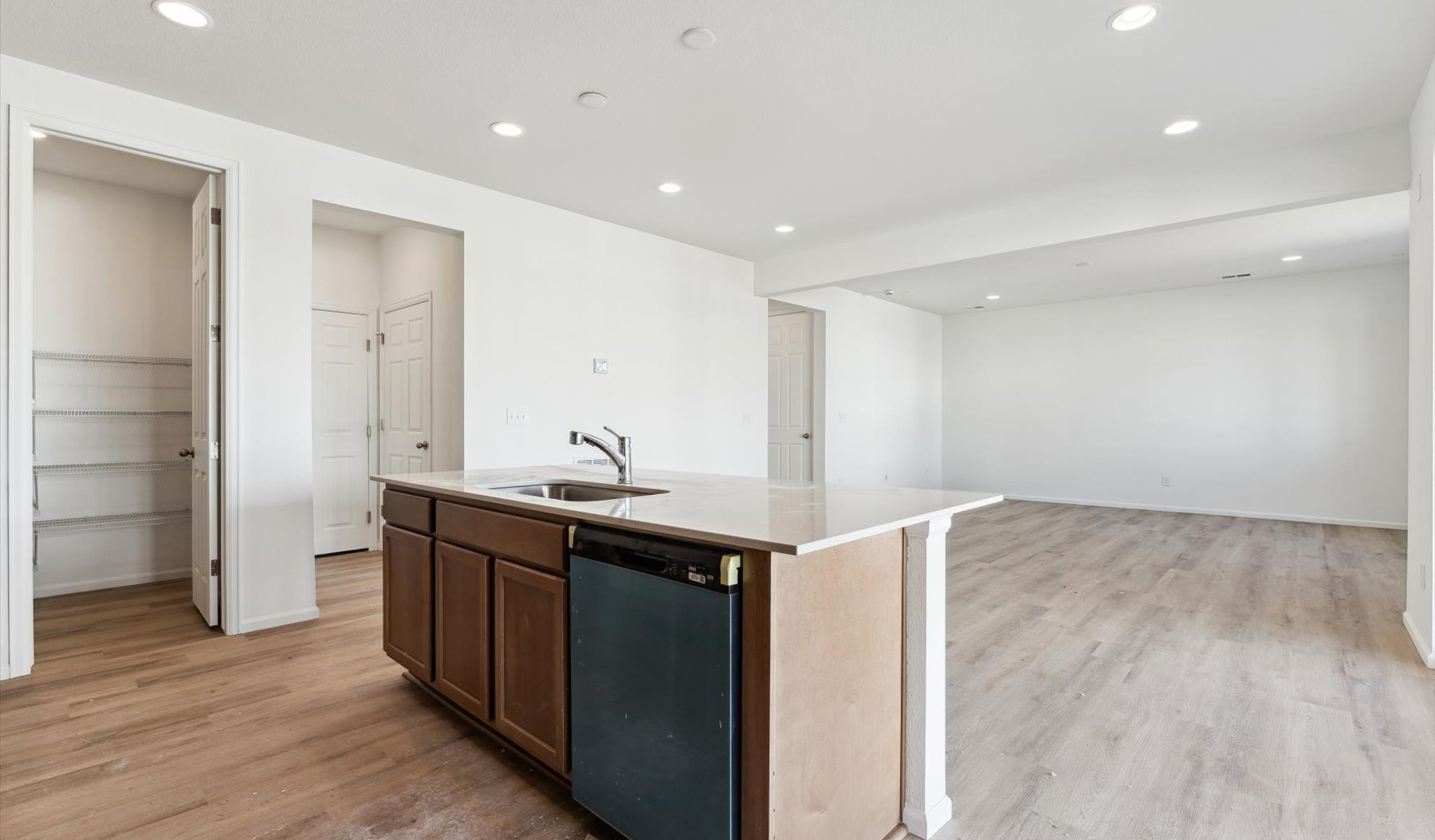 Kitchen of the Lapis floor plan