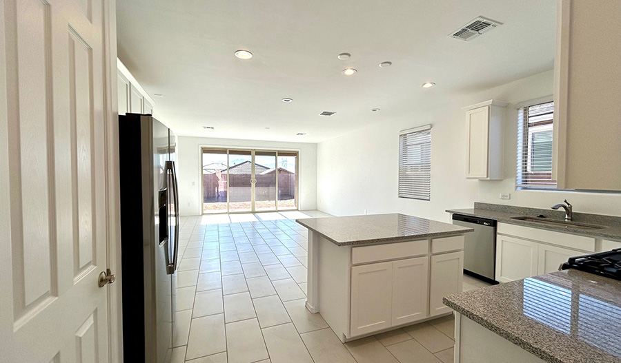 Kitchen of the Peridot floor plan