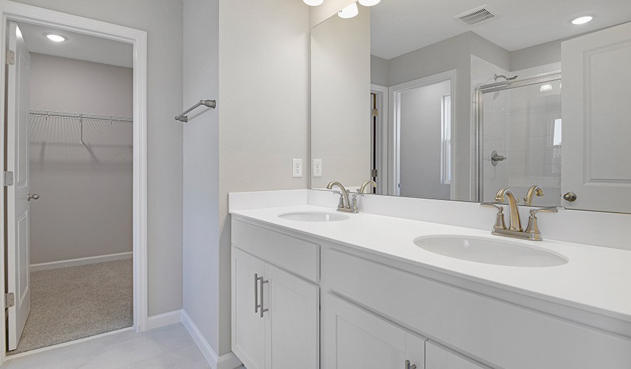 Bathroom of the Pine floor plan