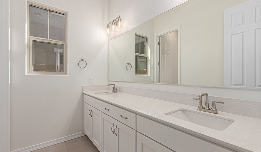 Bathroom of the Pinecrest floor plan